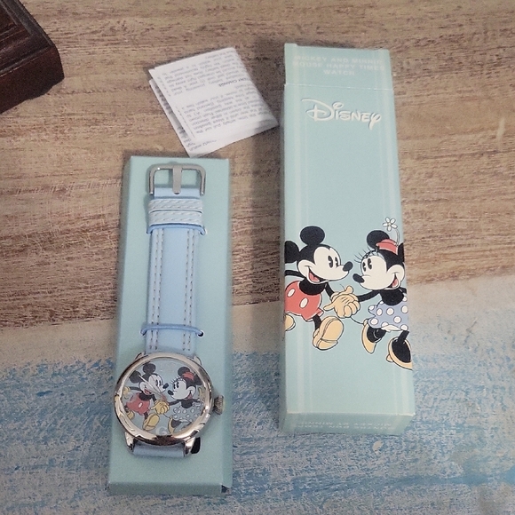 Disney Mickey and Minnie Mouse Happy Times Watch 2007 Disney - Picture 1 of 5